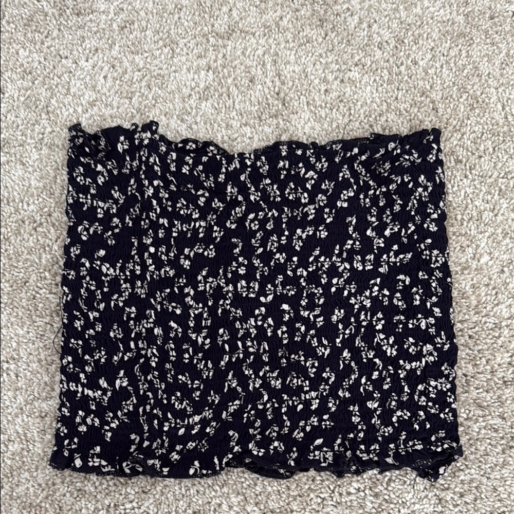 Floral Navy and White tube top